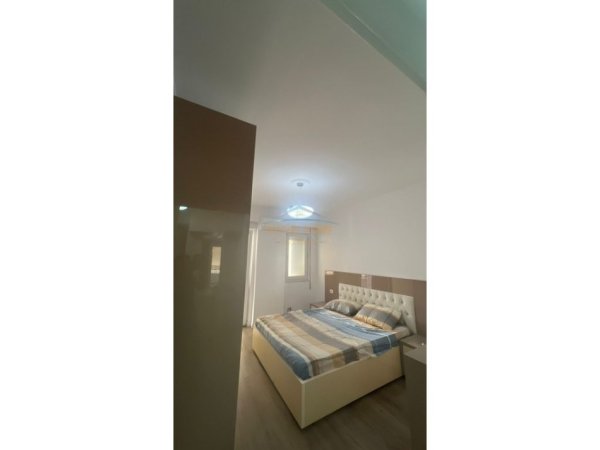 Tirane, jepet me qera apartament 1+1 Kati 3, 74 m² 650 € (RRUGA BILL KLINTON)