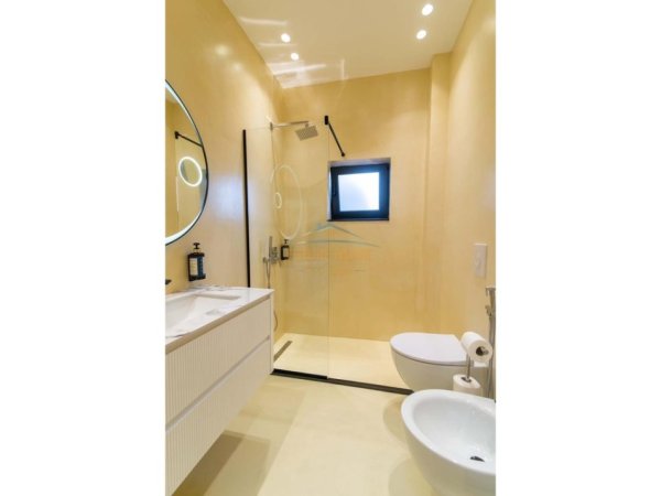 Tirane, jepet me qera apartament 1+1 Kati 5, 45 m² 650 € (RRUGA E DURRESIT)