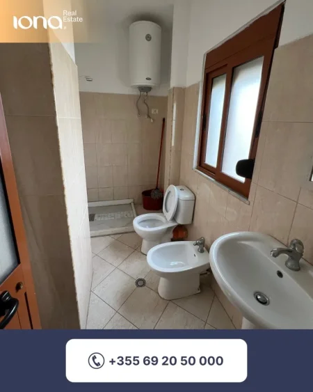 Mali Robit, shitet apartament 1+1 Kati 4, 65 m² 65.000 € 