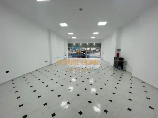 Tirane, shitet ambjent biznesi Kati 0, 107 m² 268.000 € 