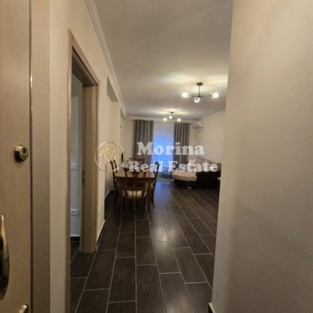 Tirane, jepet me qera apartament 2+1 Kati 5, 120 m² 500 € (Yzberisht)