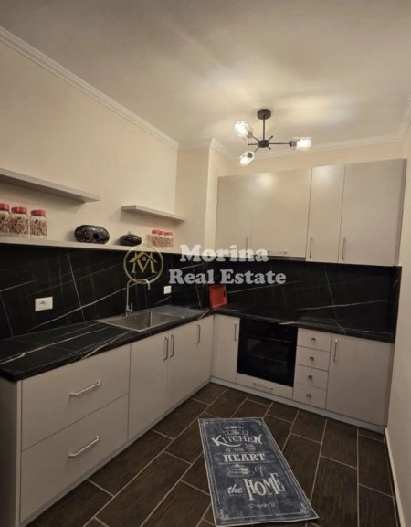 Tirane, jepet me qera apartament 2+1 Kati 5, 120 m² 500 € (Yzberisht)