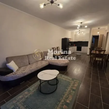 Tirane, jepet me qera apartament 2+1 Kati 5, 120 m² 500 € (Yzberisht)