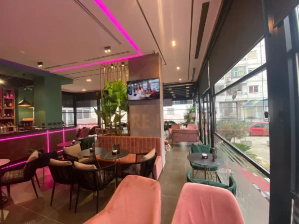 Tirane, shitet ambjent biznesi Kati 0, 104 m² 220.000 € (KTHESA E KAMZES)