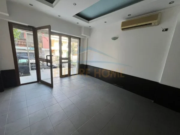 Tirane, shitet ambjent biznesi Kati 0, 40 m² 78.000 € 