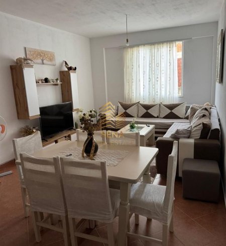 okazion-per-qera-42-000-lek-muaj-ne-fresk-720x785.jpeg