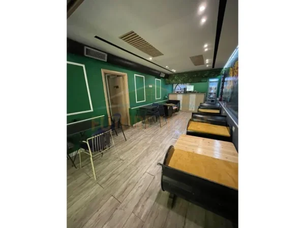 Tirane, shitet ambjent biznesi Kati 0, 59 m² 190.000 € (RRUGA NDRE MJEDA)