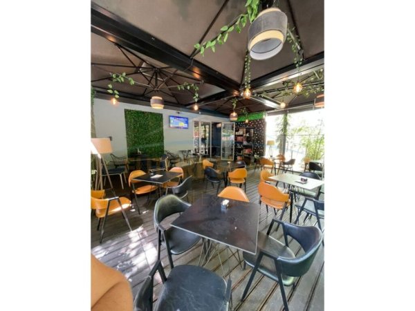 Tirane, shitet ambjent biznesi Kati 0, 59 m² 190.000 € (RRUGA NDRE MJEDA)