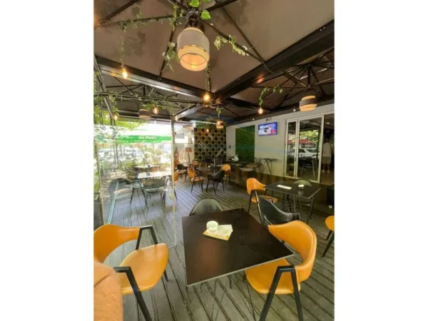 Tirane, shitet ambjent biznesi Kati 0, 59 m² 190.000 € (RRUGA NDRE MJEDA)