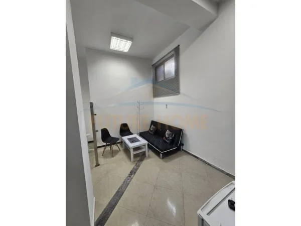 Tirane, shitet ambjent biznesi Kati 0, 72 m² 155.000 € 