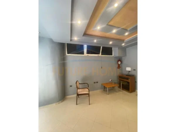 Tirane, shitet ambjent biznesi Kati 0, 62 m² 130.000 € 