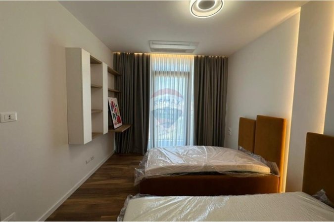 Tirane, jepet me qera apartament 2+1+Ballkon , 140 m² 2.000 € (Lake View)