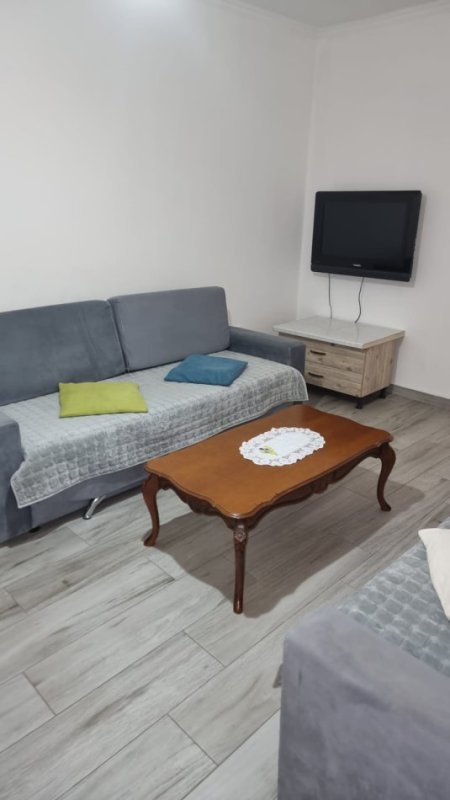 Tirane, jepet me qera apartament 1+1+Ballkon Kati 5, 60 m² 550 € (don bosko prane viva market)