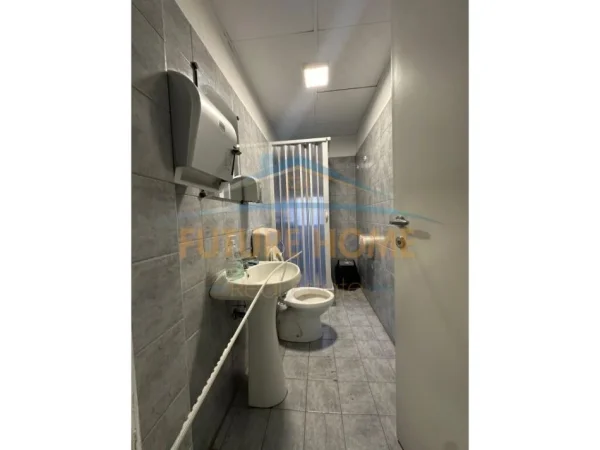 Tirane, shitet ambjent biznesi Kati 4, 140 m² 400.000 € 