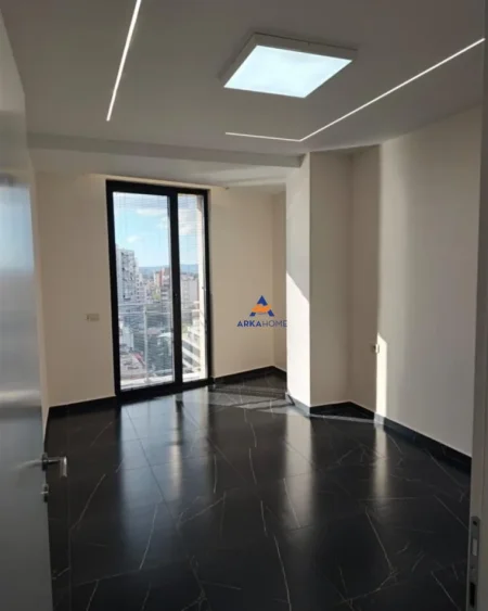 Tirane, jepet me qera zyre Kati 6, 75 m² 550 € (GOLDEN TOWER RESIDENCE, MINE PEZA)
