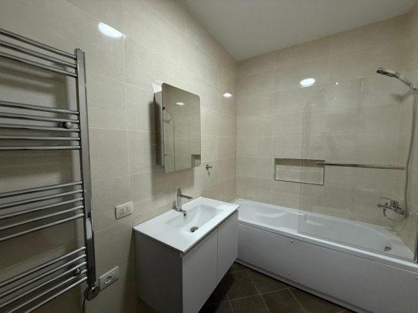 Tirane, jepet me qera apartament 2+1 Kati 3, 
