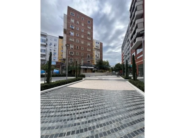 Tirane, shitet apartament 1+1 Kati 8, 71 m² 167.000 € (Bulevardi Gjergj Fishta)