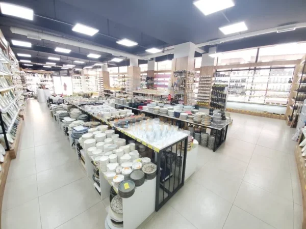 Tirane, shitet ambjent biznesi Kati 0, 413 m² 1.600.000 € 