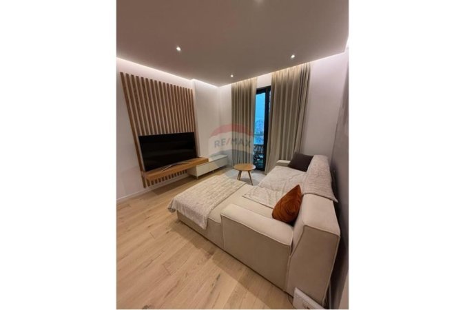 Tirane, jepet me qera apartament 2+1+Ballkon , 85 m² 700 € (Astir)