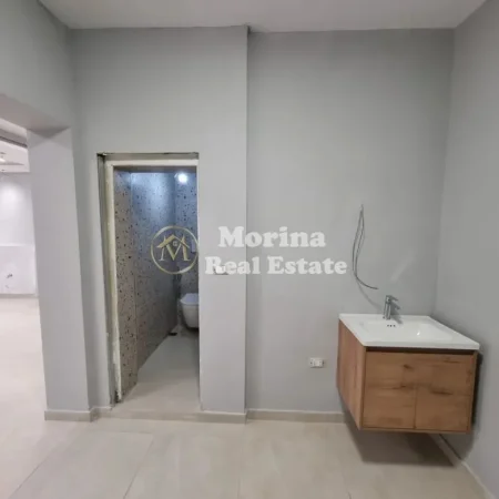 Tirane, shitet ambjent biznesi Kati 0, 94 m² 140.000 € (Rruga Hoxha Tahsim)