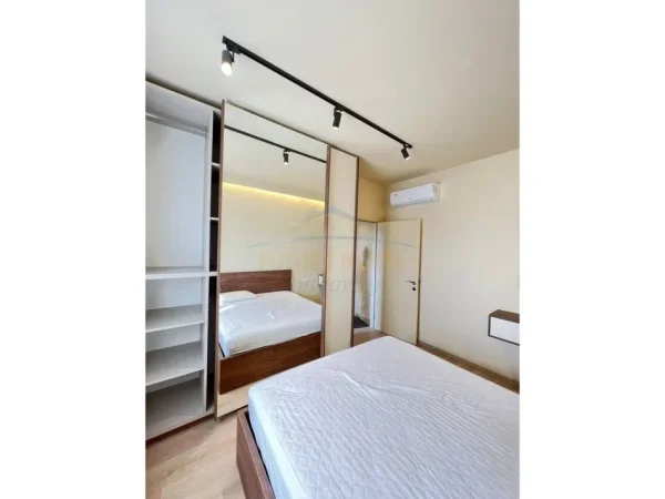 Tirane, jepet me qera apartament 1+1+Parkim, Kati 7, 60 m² 850 € (Bulevardi Zogu i Pare)