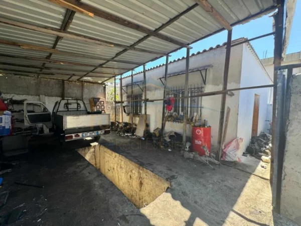 Tirane, shitet ambjent biznesi , 285 m² 320.000 € 