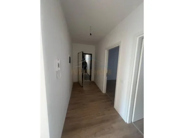 Shitet Apartament 2+1 , Kompleksi Univers City , QTU , 118,000 Euro