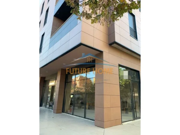 Tirane, shitet ambjent biznesi Kati 0, 187 m² 450.000 € (QEMAL STAFA)