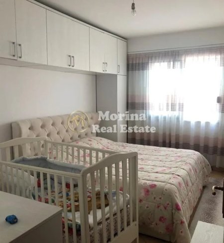 Tirane, jepet me qera apartament 2+1 Kati 1, 110 m² 550 € (Rruga 5 Maji)