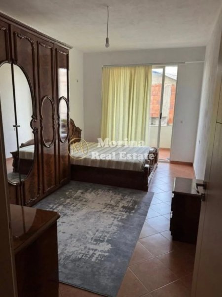 Tirane, jepet me qera apartament 2+1 Kati 4, 85 m² 420 € (Fresku)