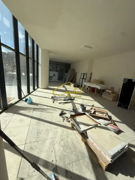 Tirane, jepet me qera ambjent biznesi Kati 0, 120 m² 2.700 € (RRUGA MINE PEZA)