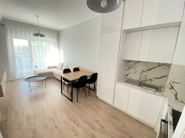 Tirane, jepet me qera apartament 1+1 Kati 3, 550 € 