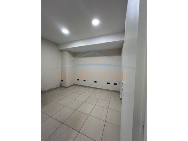 Tirane, shitet ambjent biznesi Kati -1, 251 m² 427.000 € 