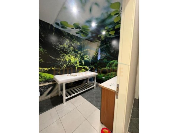 Tirane, shitet ambjent biznesi Kati -1, 251 m² 427.000 € 