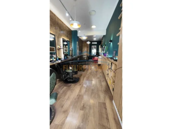 Tirane, shitet ambjent biznesi Kati 0, 34 m² 200.000 € 
