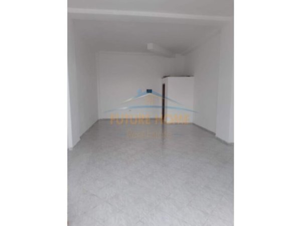Tirane, shitet ambjent biznesi Kati 0, 50 m² 90.000 € (Rruga e Qelqit, Kombinat)