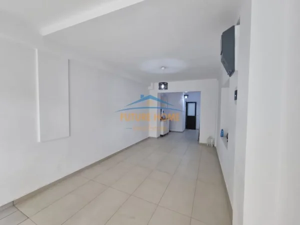 Tirane, shitet ambjent biznesi Kati 0, 42 m² 123.540 € 