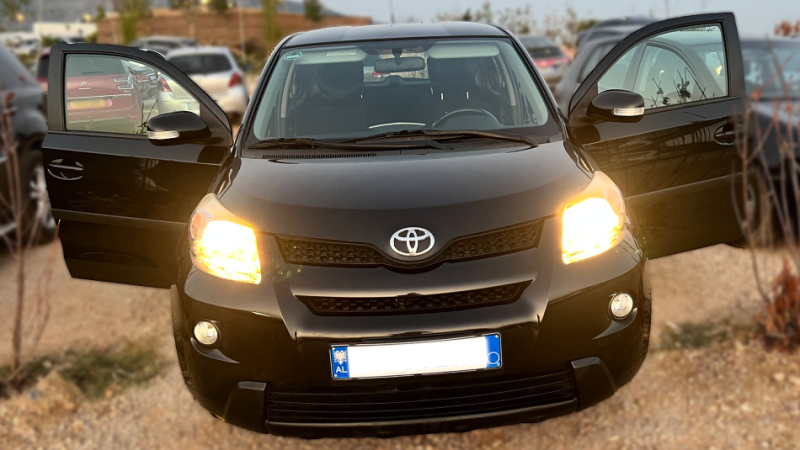 Tirane, shes SUV TOYOTA URBAN CRUISER 1.4 D4D 4X4 Nafte, e zeze manuale Klima 6.400 €