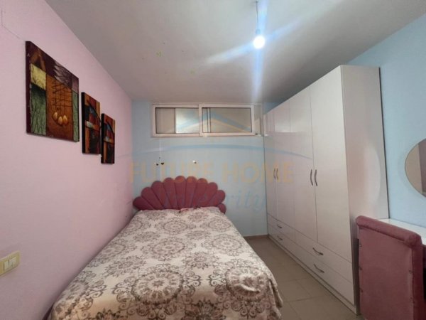 Tirane, shitet apartament 2+1+Ballkon Kati 4, 99 m² 150.000 € (Unaza e Re)