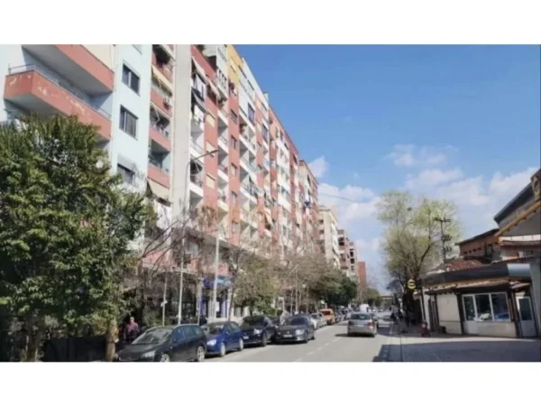 Tirane, shitet ambjent biznesi Kati 0, 69 m² 207.000 € 