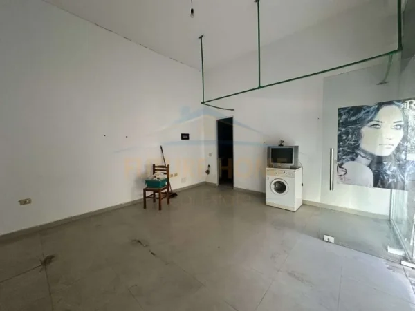 Tirane, shitet ambjent biznesi Kati 0, 29 m² 59.000 € 