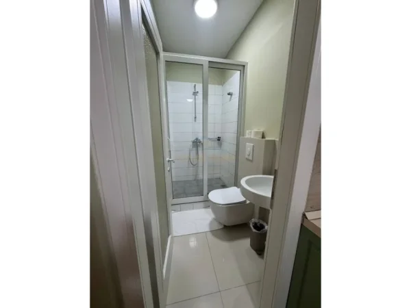 SHITET APARTAMENT 4+1 NE BLLOK