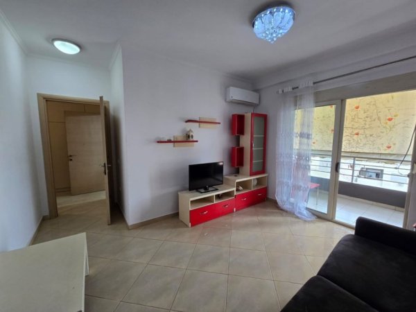 Tirane, shitet apartament 1+1+Ballkon Kati 8, 60 m² 102.000 € 