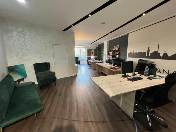 Tirane, shitet ambjent biznesi Kati 1, 350 m² 540.000 € 