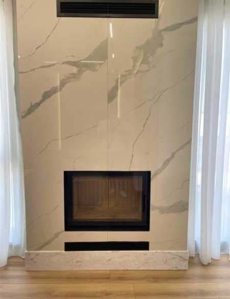 Tirane, jepet me qera apartament 1+1+Ballkon Kati 3, 77 m² 1.400 € (Liqeni i Thate)