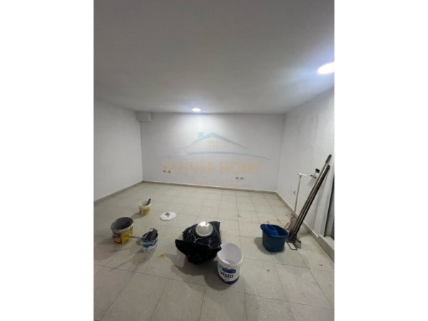Tirane, shitet ambjent biznesi Kati -1, 25 m² 57.000 € 
