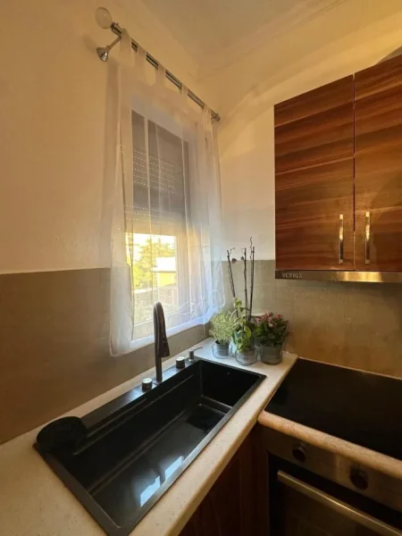 Tirane, jepet me qera apartament 1+1 Kati 5, 69 m² 155.000 € 