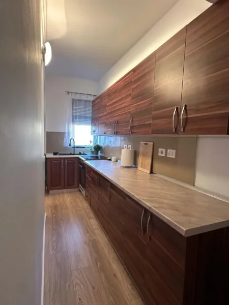 Tirane, jepet me qera apartament 1+1 Kati 5, 69 m² 155.000 € 