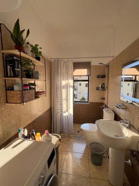 Tirane, jepet me qera apartament 1+1 Kati 5, 69 m² 155.000 € 