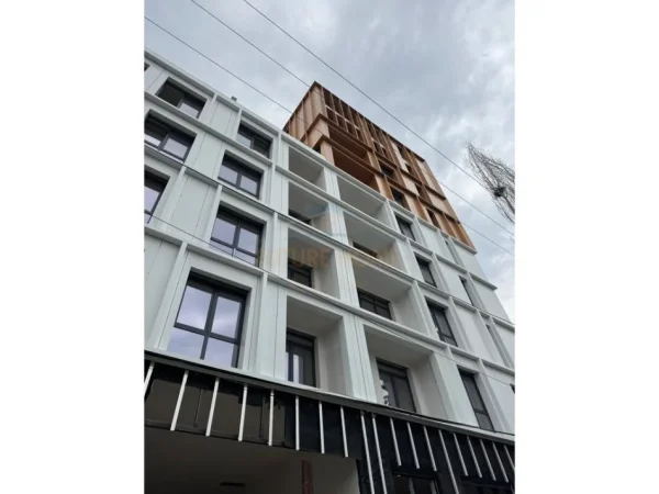 Tirane, shitet ambjent biznesi Kati 0, 68 m² 238.000 € 